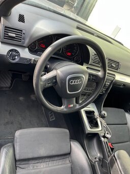 Audi a4b7 - 10