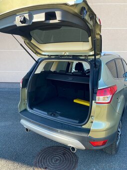 Ford Kuga - 10