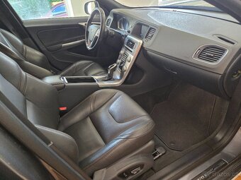 Volvo S60 Cross Country Summum 2,0d 140kW - 10