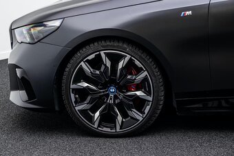 BMW i5 M60 - 10