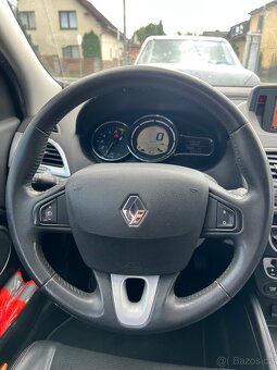 Renault Megane 1.4TCE - 10