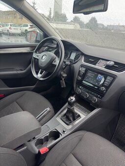 Škoda Octavia Scout 2.0 TDI 110kw 4x4 - 10