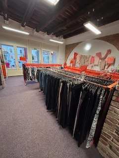 prodám zařízení prodejny - 10