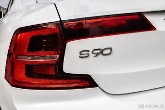 Volvo S90 D5 2.0L Drive-E Inscription A/T AWD - 10
