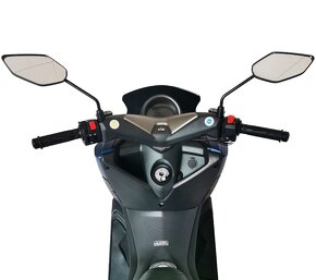 Skútr CLS T-ROX 125i 8,5kW - 10