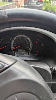 Mazda 5, 2.0 benzín, 107 kw, 7 míst - 10