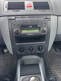 Škoda Fabia 1.4 16v Klimatizace, Vyhřívaná sedadla, Tažné - 10