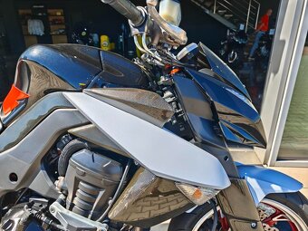 Kawasaki Z 1000 - 10