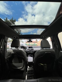 BMW X1 xDrive28i 170kw, pano, m-packet - 10