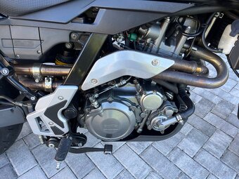 Aprilia Pegaso 650 Strada - 10