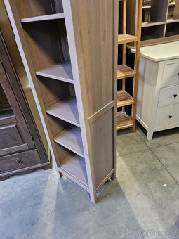 KNIHOVNA IKEA HEMNES - 10