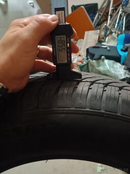 Celoroční gumy 215/65/r17 - 10