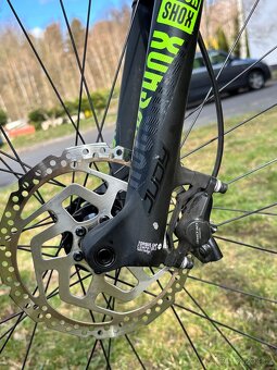 Cube Reaction  RACE 29 19” - 10