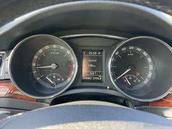 Škoda Superb 2.0TDi 125kW DSG VYSOKÁ VÝBAVA - 10