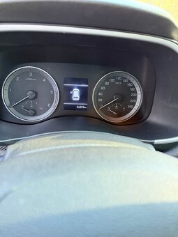 Hyundai Tucson ICEBREAKER 1.6 CRDi 100 kW 4x4, 7st. DCT - 10