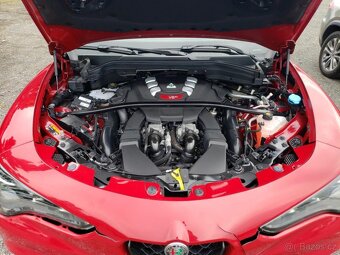 2024 Alfa Romeo Stelvio Quadrifoglio 2.9L AWD - 10