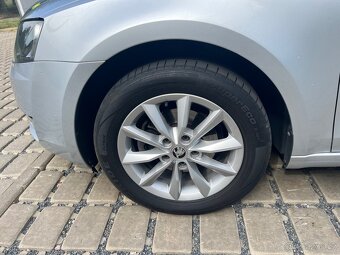 Škoda Octavia 1.6 TDI - 10