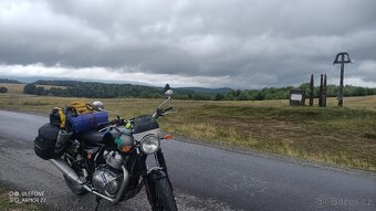Royal Enfield interceptor 650 - 10