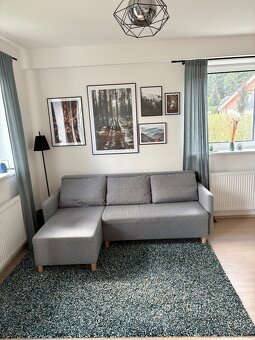 Šedá rozkládací pohovka Ikea model Bennebol - 10