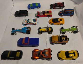 Autíčka,15 angličáků, kov, Hot wheels, Mattel, pěkné - 10