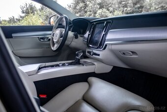 Volvo V90 D4 Inscription D4 - TOP výbava - 10