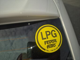 Skoda Fabia 1.2 tsi lpg kombi - 10