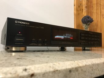 Pioneer F-656 Top stav - 10