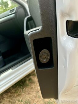 Škoda Superb, 2,0 TDI,140 kW, DSG, Canton - 10