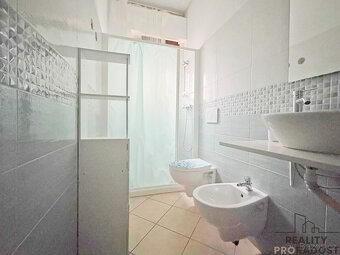 Prodej bytu 2+kk 43 m² Silvi Marina, Itálie - 10
