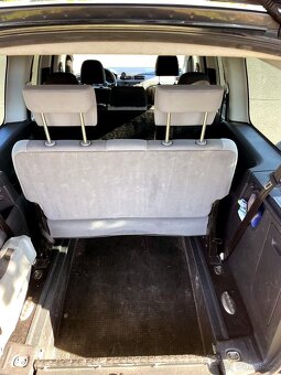 Volkswagen Caddy Maxi 2.0 TDI (110 kW) DSG • 7 míst • r.v. 2 - 10