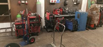 Prodám vybavení a zařízení z kovodílny - 10