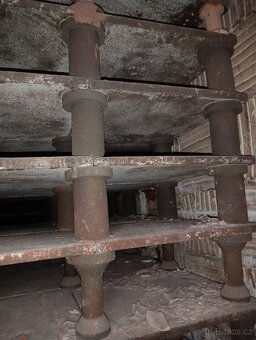 Do keramické pece pláty a stojánky - 10