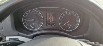 Škoda octavia 2.0 tdi 103 kw 4x4 Ambidente - 10