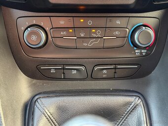 Ford transit connect - 10