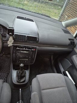 VOLKSWAGEN SHARAN 1.9TDi - 10