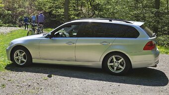 BMW E 91 320d 2.0 nafta 2007rok - 10