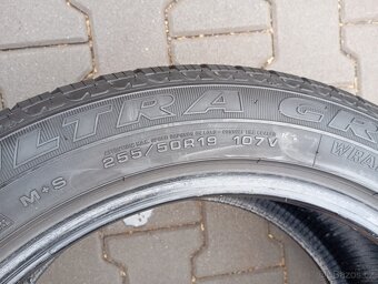 255/50/19 zimní pneu goodyear runflat - 10