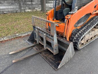 Pásový smykový nakladač Komatsu CK 20-1, hmotnost 3.6 t - 10
