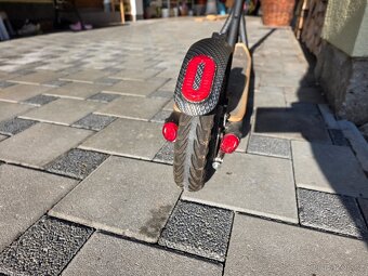 Koloběžka E-Scooter XI-700 - 10