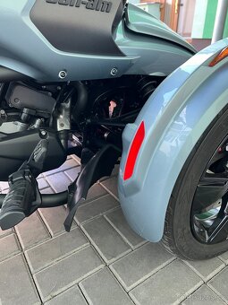 2022 Can am Spyder F3-T - 10
