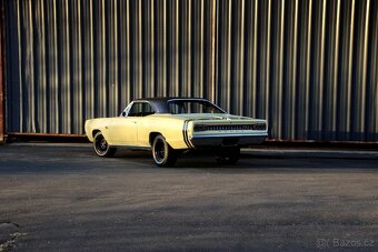 1968 Dodge Coronet R/T - 10