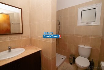 Prodej vily se 3 ložnicemi a soukromým bazénem, 270 m2 na Ky - 10