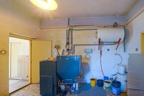 Prodej ½ spoluvlastnického podílu domu, Náves 84, Soběchleby - 10