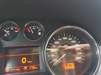 Peugeot RCZ 1.6 TURBO 147kw - TOP STAV-MAX VÝBAVA - 10