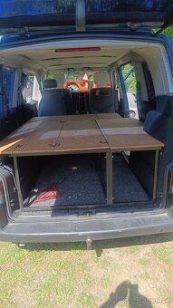 VW Caravelle 2.5 TDI ACV – 8 míst, po servisu, spací vestavb - 10