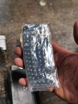 Kawasaki Zx7r mnoho dílů - 10