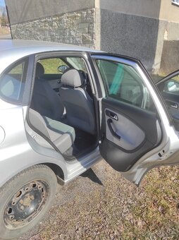 Prodám Seat Cordoba 1.9 sdi - 47kw - 10