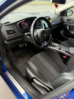 Renault Megane IV GT 205 - 10