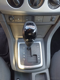 Ford Focus 1.6 kombi, 74 kW, benzin, AUTOMAT, 2006, 227tis. - 10