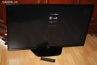 LED televizor LG 42LN570S - 10